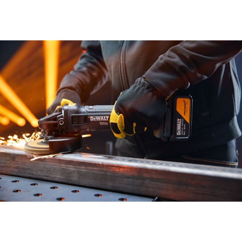 5-dílná sada nářadí Dewalt McLaren DCK5222MP3T