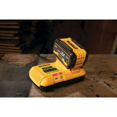 Nabíječka Dewalt DCB117