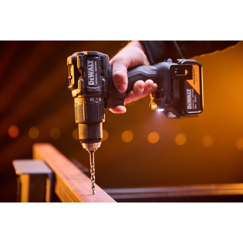 5-dílná sada nářadí Dewalt McLaren DCK5222MP3T