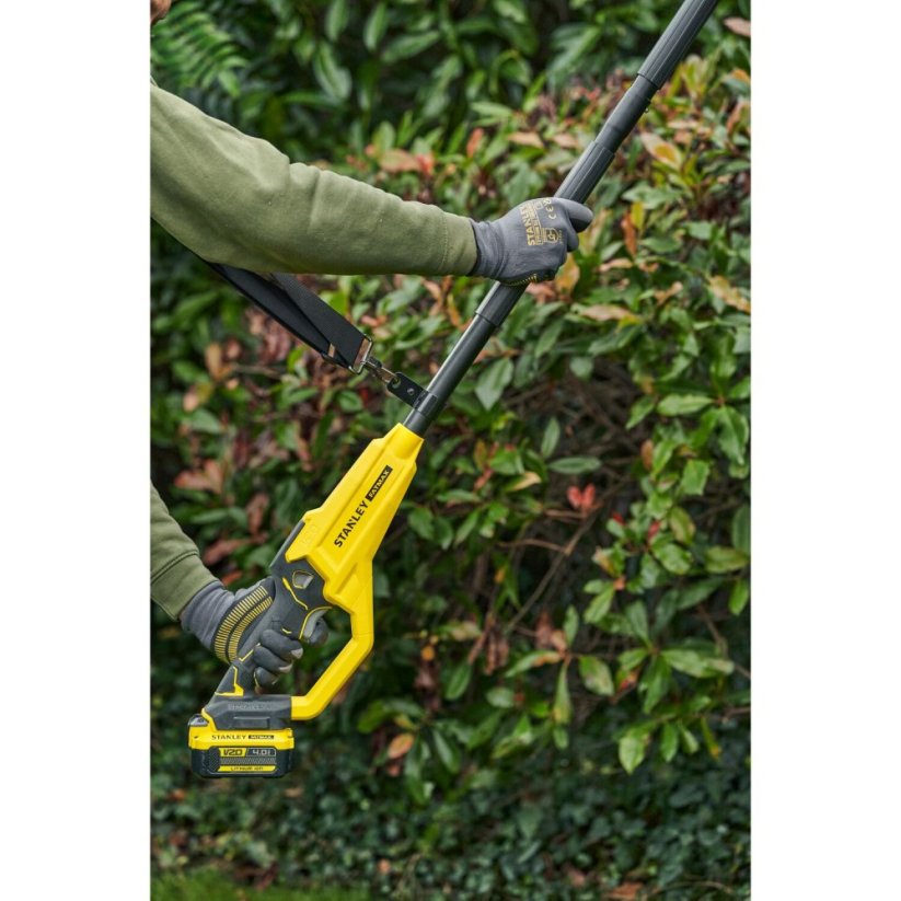 Řetězová pila s prodlouženou rukojetí STANLEY FATMAX SFMCPS720M1 V20  18V - 1x4,0Ah, nabíječka