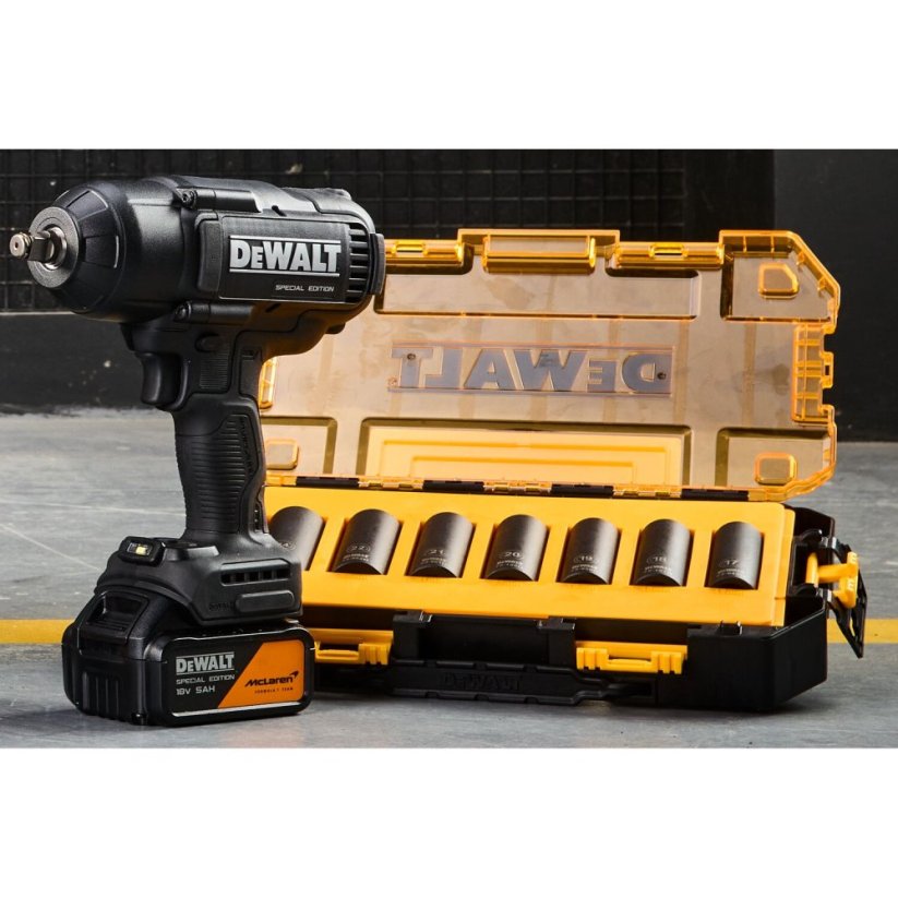 7-dílná sada nástrčných hlavic Dewalt McLaren DT70905