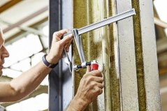 Svěrka celoocelová šroubová se sklopnou rukojetí (300/120)