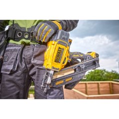 Hřebíkovačka Dewalt DCN930P2 90mm - 2x Aku, nabíječka, kufr